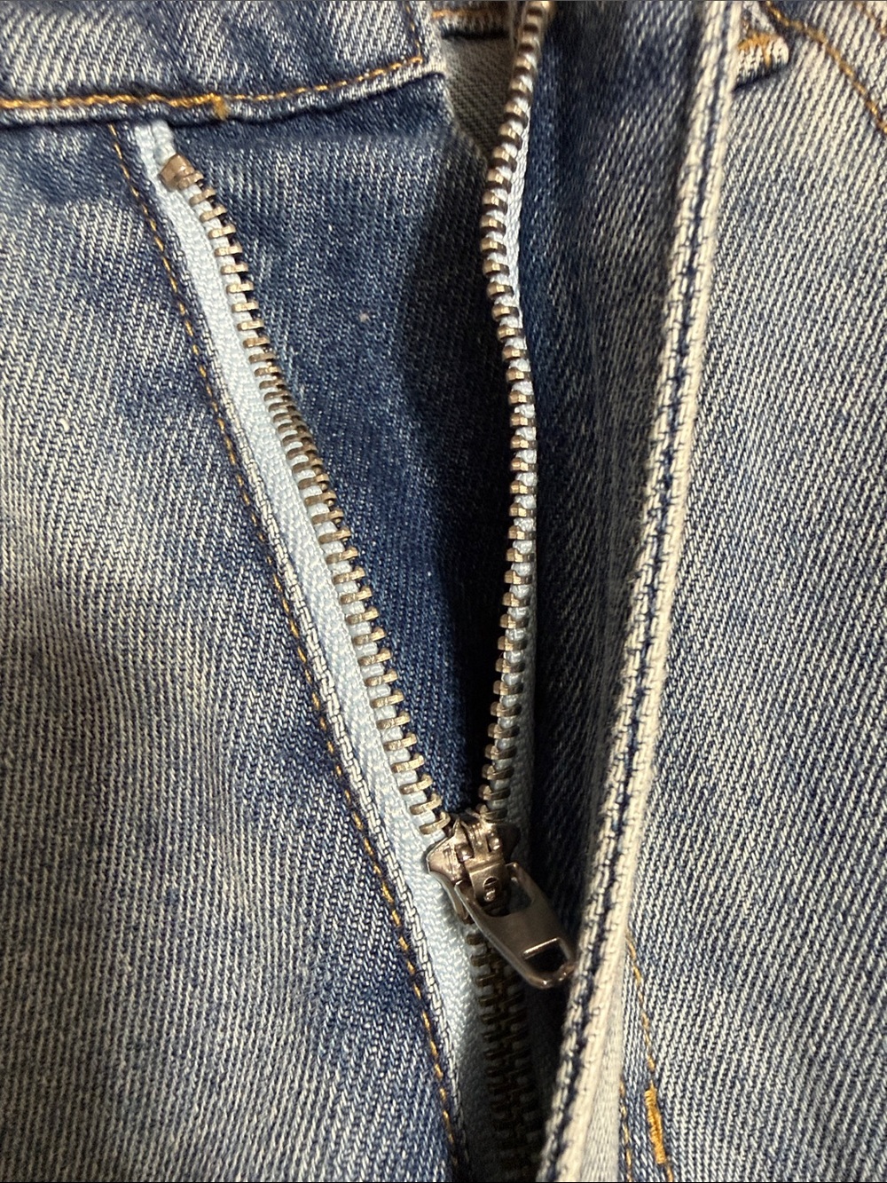 Crescent Women's Light Wash Straight Leg Jeans - Picture 6 of 9